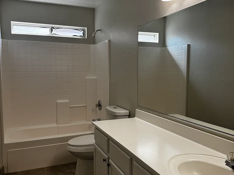 13310 N 126th Ave — Photo 7