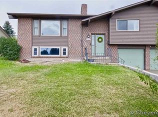 5413 Hilltop Ave, Cheyenne, WY 82009