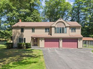 12 Pinewood Drive, Belgrade, ME 04917