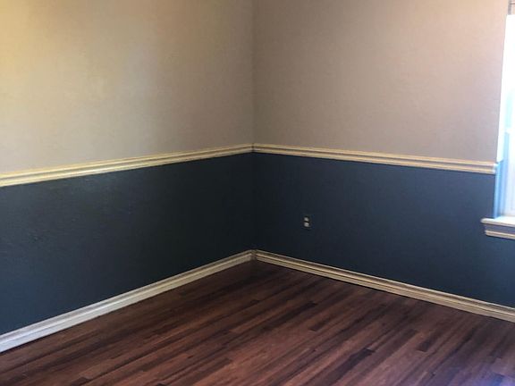 4th image of 2305 Newman St