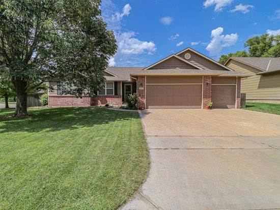 2930 N Cardington Ct, Wichita, KS 67205