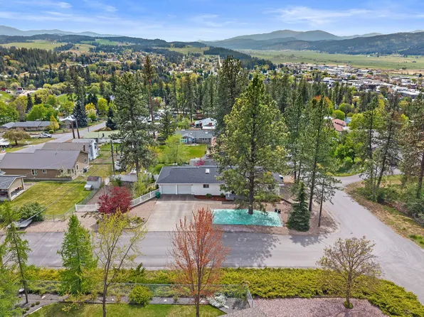 620 E 10th Ave, Colville, WA 99114