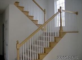 5th image of 109 Poplar Ct