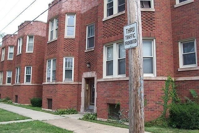 1st image of 6137 S Homan Ave #2