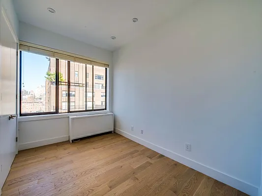 Rented by MNS Marketing | media 7