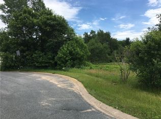 914 Juniper Ct, Menomonie, WI 54751