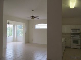 13 Summer Ter, Palm Coast, FL 32137