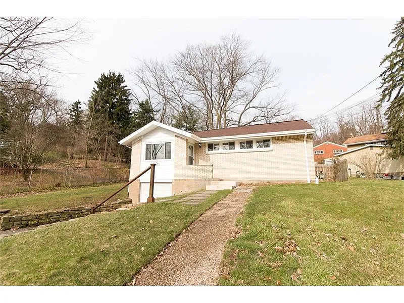 906 Jefferson Heights Rd photo 1