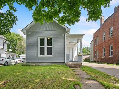 1233 E 12th St, Des Moines, IA, 50316
