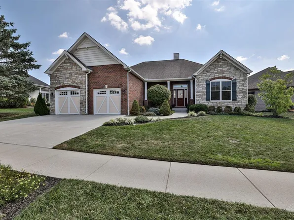 101 Carruthers Pond Dr, Cincinnati, OH 45246