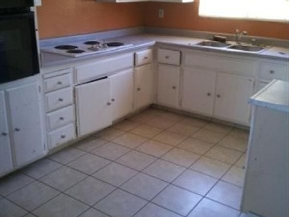 2nd image of 3333 Hacienda Way