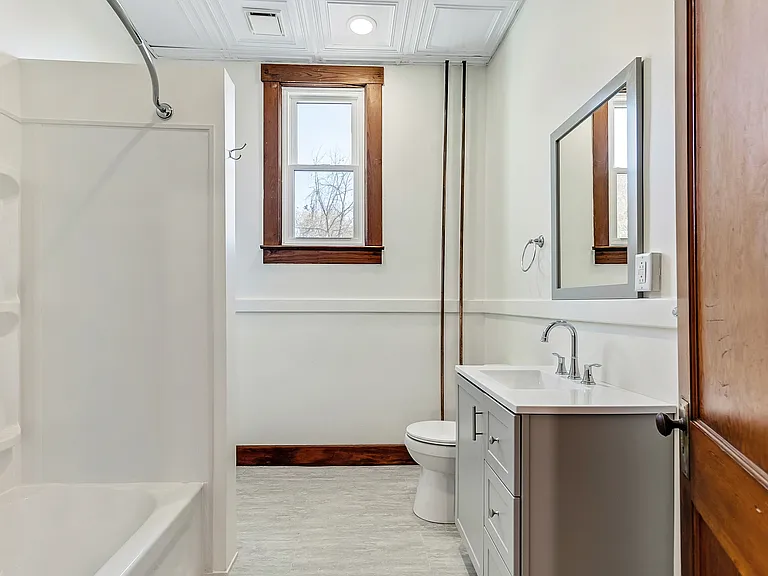496 Dorsey Ave — Photo 61