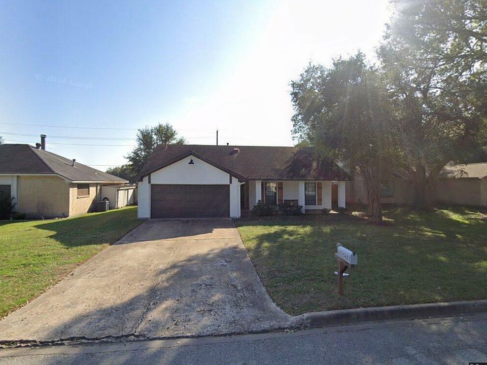 1st image of 5625 Village Way Dr