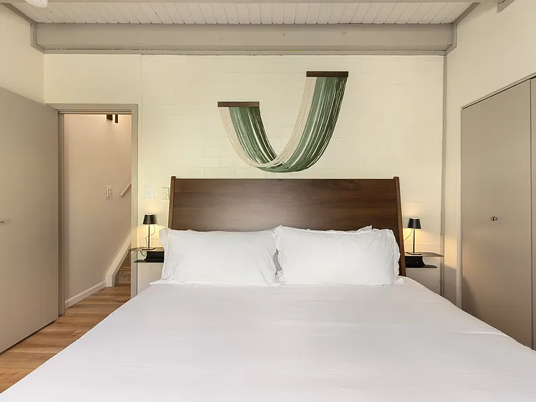 Lower Level Bedroom 2 | Kingsize Bed