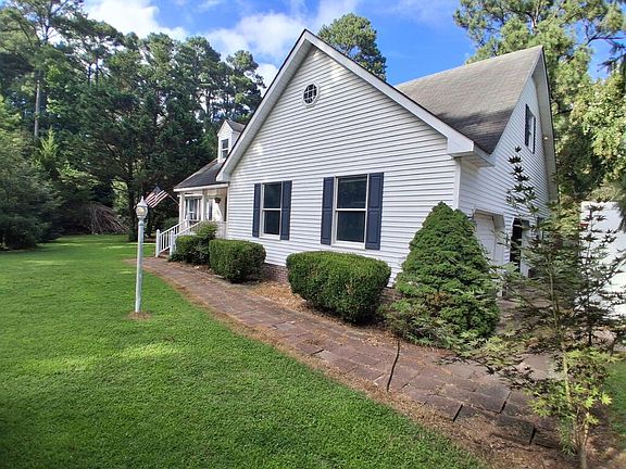 4th image of 24093 Coley St