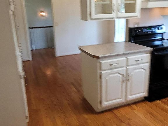 5th image of 6611 Danby Dr