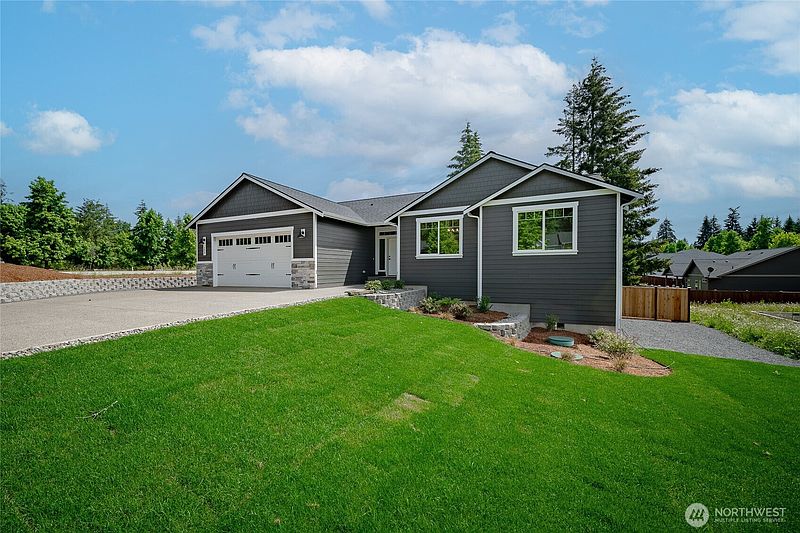 2nd image of 103 Sequoia Lane