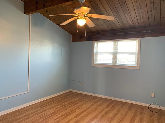 4th image of 109 New Bern St