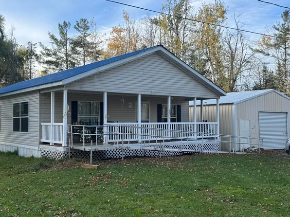 3899 Miami Beach Dr, Cheboygan, MI 49721