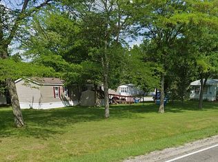 3305 Lily Ct, Midland, MI 48642