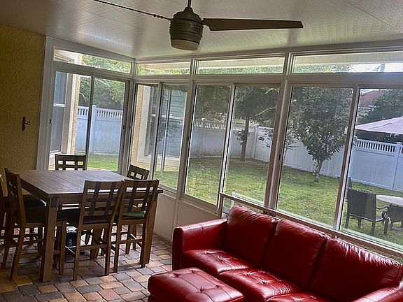 5th image of 488 Venetian Villa Dr