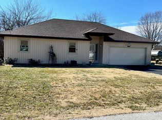 4044 W Groton St, Springfield, MO 65803