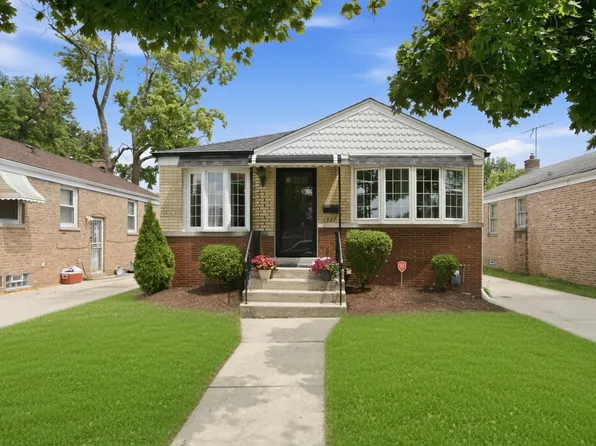 1827 S 23rd Ave, Maywood, IL 60153