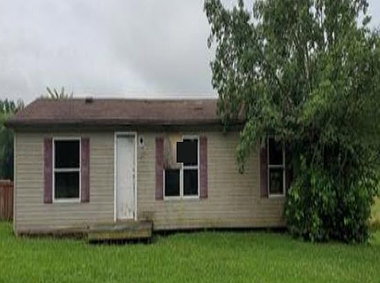 1st image of 233B Jackson Lndg