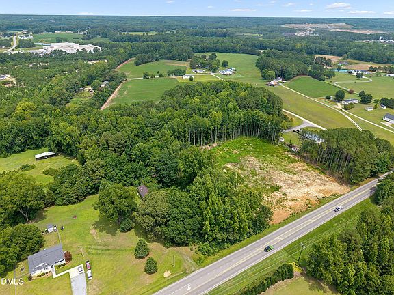 2nd image of 10834 Us Highway 301 S