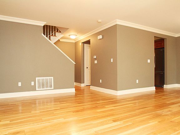 5th image of 109 Forest St APT 7
