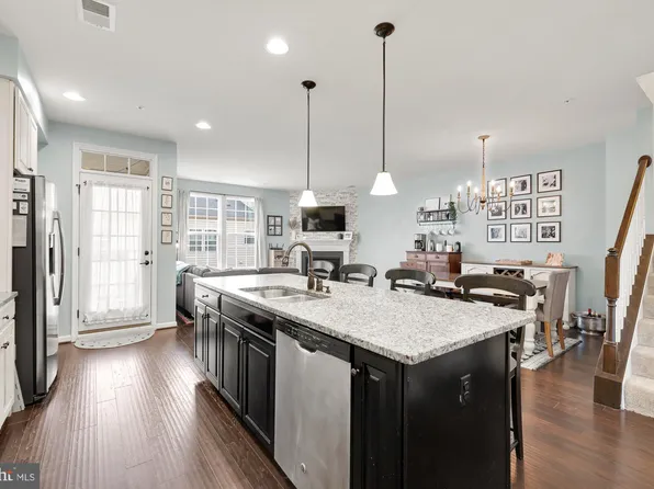 8227 Greenbelt Station Pkwy #310F, Greenbelt, MD 20770
