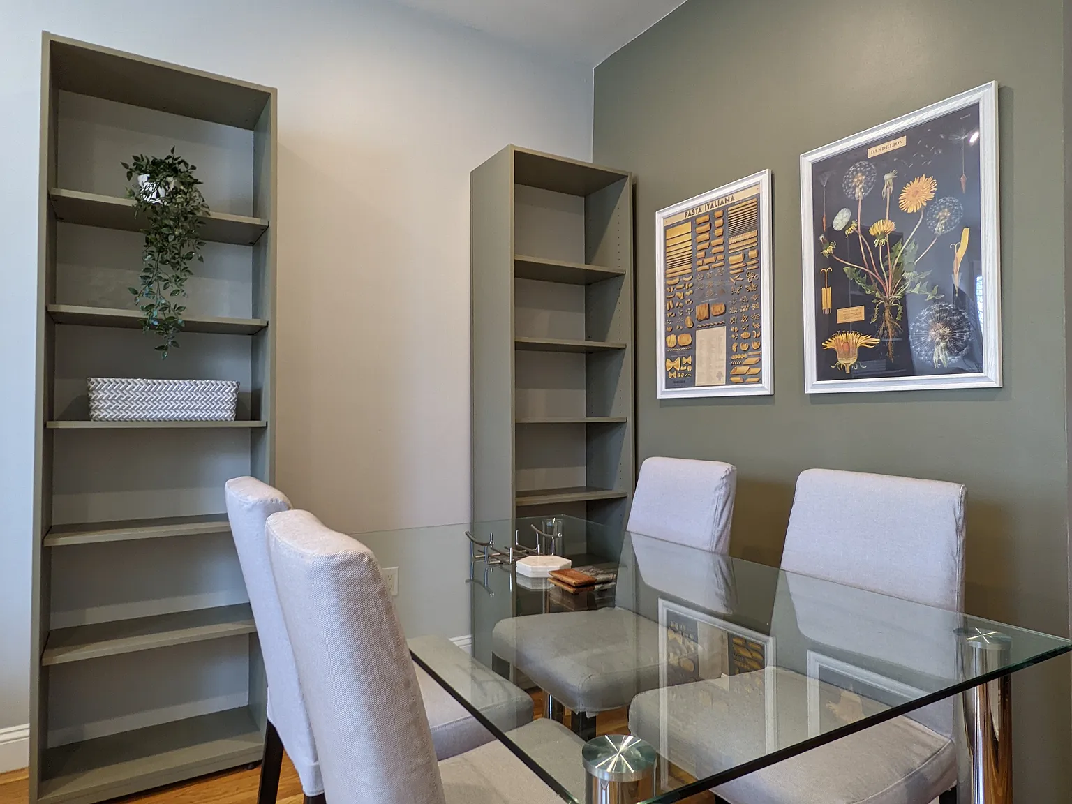 2 bed, 774 sqft, $3,200 — Photo 2