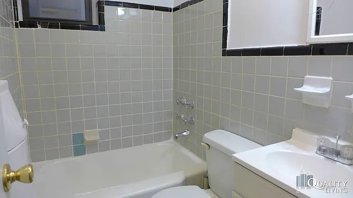 Rented by New York Quality Living Downtown | media 58