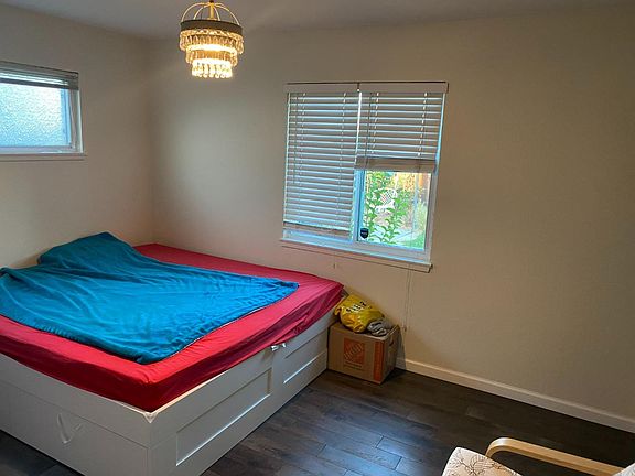 3rd image of 3632 Calico Ave