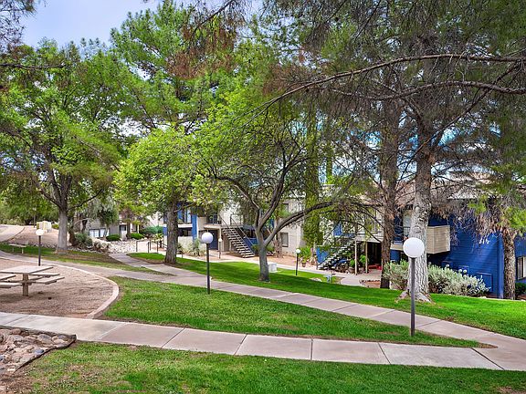 4th image of 4250 E Foothills Dr #1009