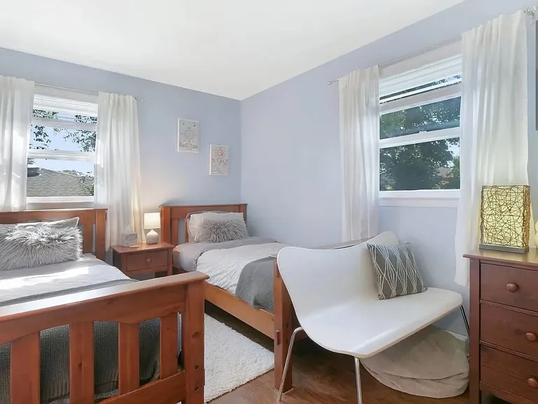 6 Hoyt Pl — Photo 8