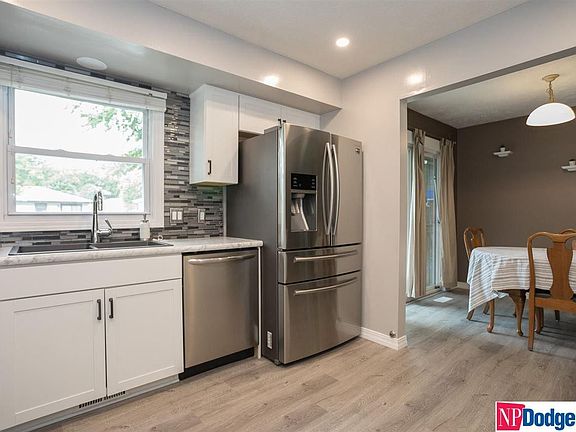 5th image of 2404 N 142nd St