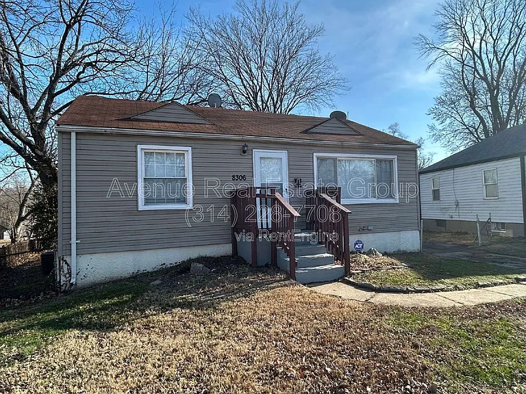 8306 Whitewater Dr — Photo 13