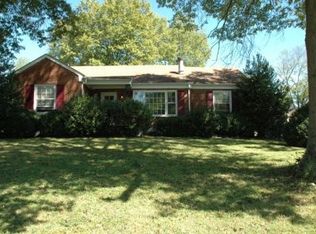 3920 Ivy Dr, Nashville, TN 37216