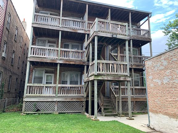 3rd image of 11235 S King Dr