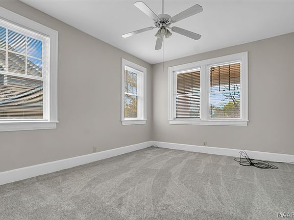 5th image of 1135 S Perry St
