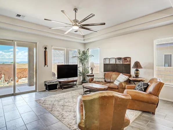 4293 Crowned Eagle Loop NE, Rio Rancho, NM 87144