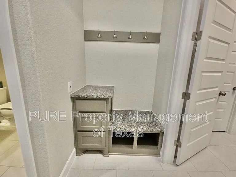 3356 Pablo Cir — Photo 2