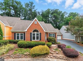 45 Vernon Glen Ct, Sandy Springs, GA 30338
