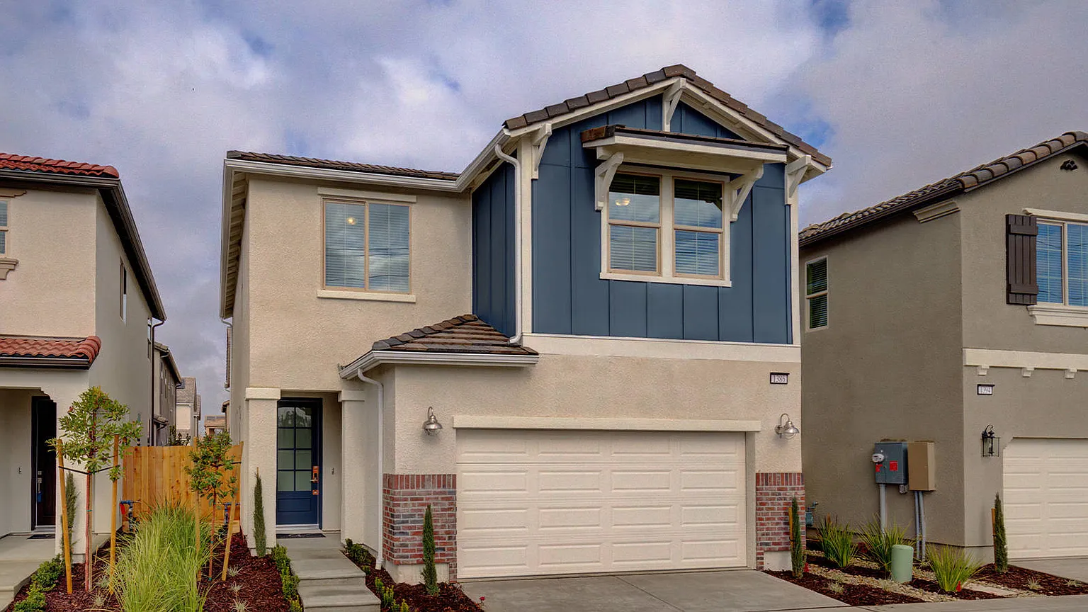 1386 E Via Dorata Way photo 1