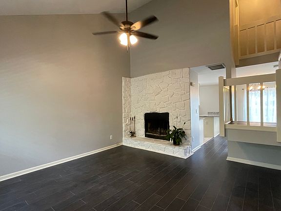 2nd image of 8287 Golf Ridge Dr