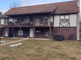 21 Spring St, Carbondale, PA 18407