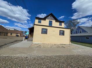 110 N 9th St #4, Miles City, MT 59301