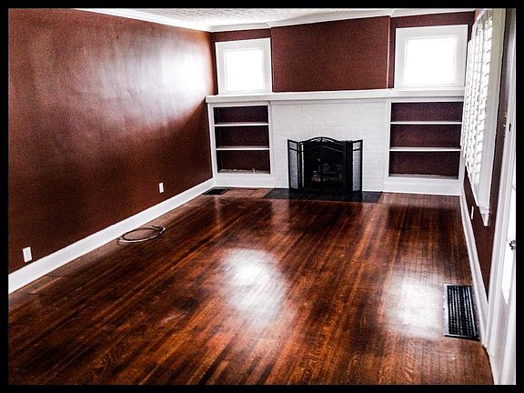 5th image of 4710 Winthrop Ave