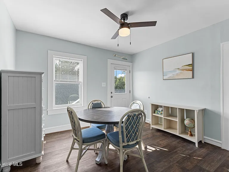 1406 Evans St #B — Photo 6
